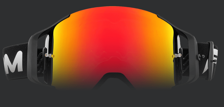 Masque de motocross noir et rouge