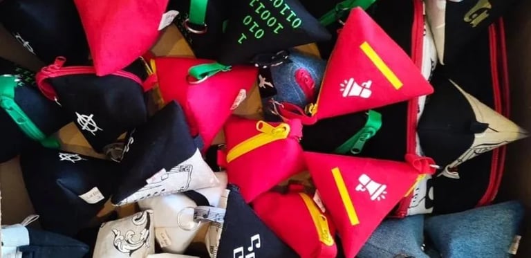 porte-clés rigolos en vrac