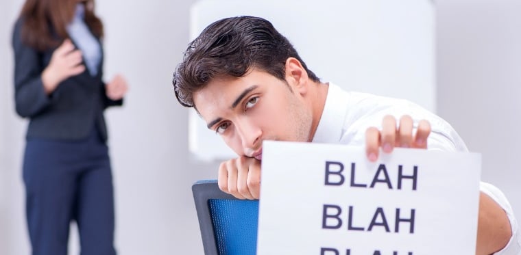 comment résoudre les conflits au travail sans mettre l'autre sur la défensive