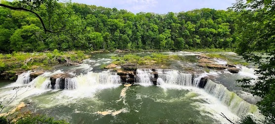 Rock Island Park, TN - The powerful roar of the Great Falls