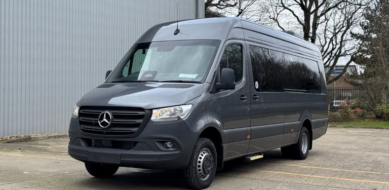 16 Seater Minibus Hire London