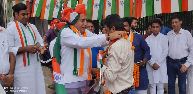 Vidya ke bharose Krishan Kumar Noida