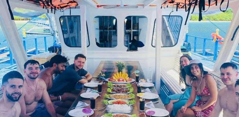Dinner 3D2N Balabac Expedition