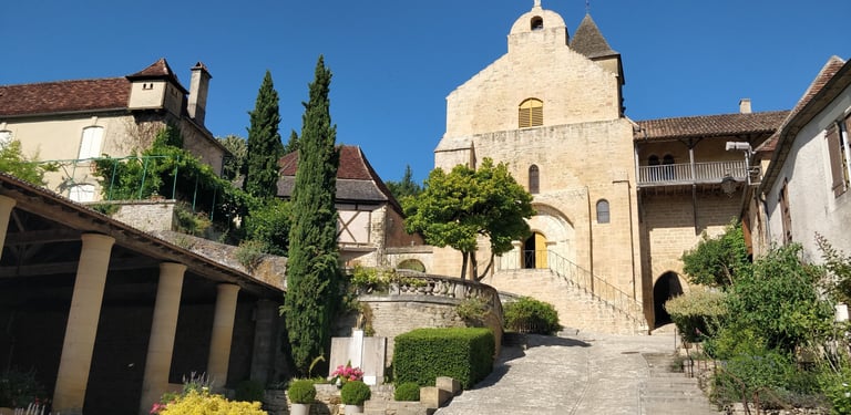 Église, Plazac, Périgord, Dordogne, France.