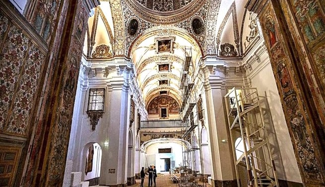 visita guiada alamgro