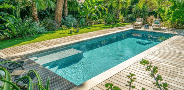 alt="piscine polyester agadir"