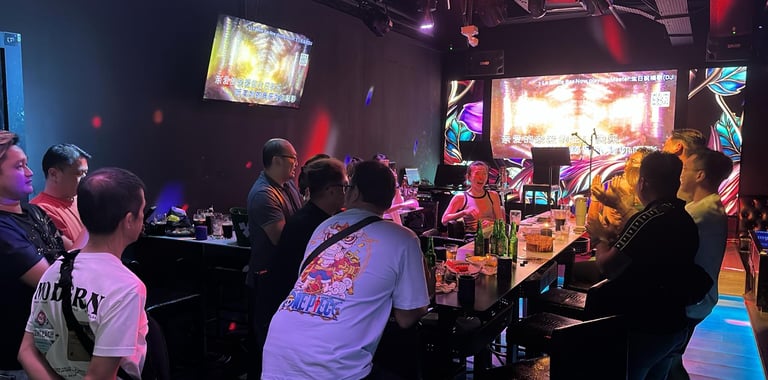 Le white bar @ ORTO , KTV PUB near me, KTV PUB with pool table and dartslive, near MRT