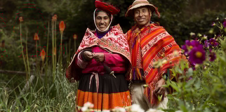 Pareja de esposos miembros de la Cooperativa Artesanal de Ollantaytambo