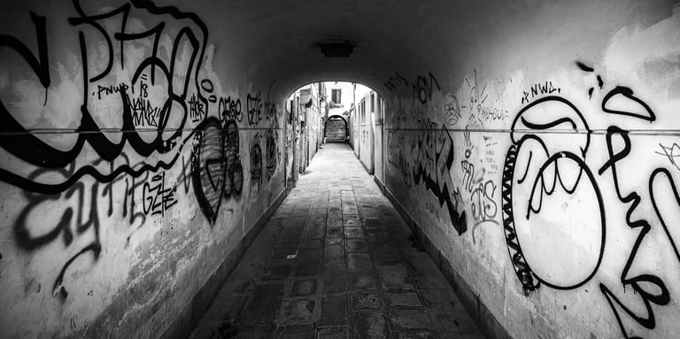 VENETIAN GRAFFITI