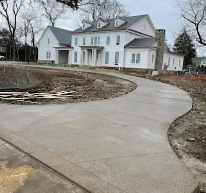 a driveway with a driveway and driveway with a driveway