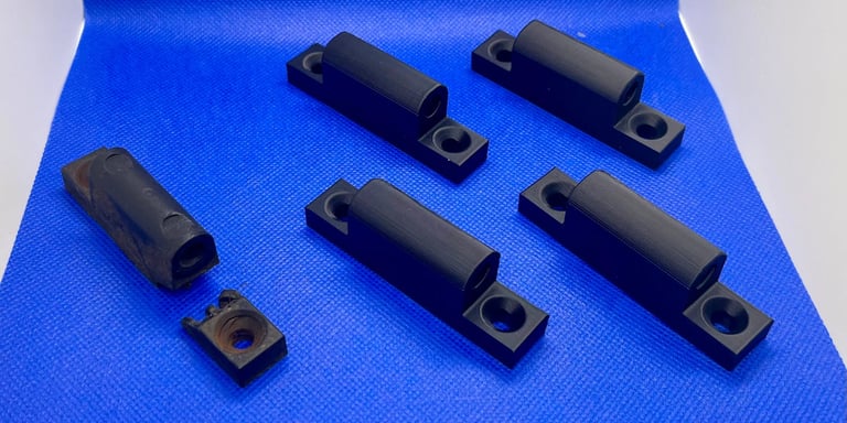 usluzna 3d stampa, izrada delova od plastike po ostecenom uzorku