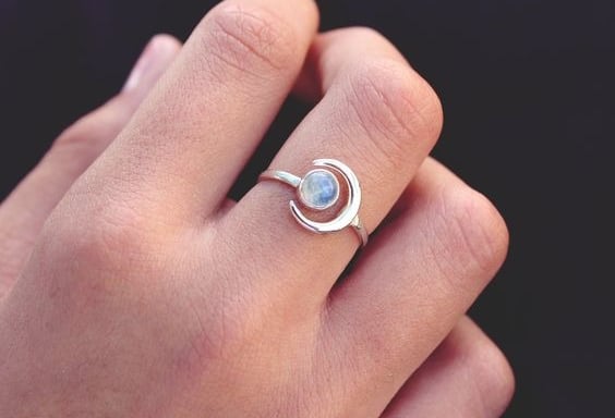 moonstone ring to balance emotions and stay calm
