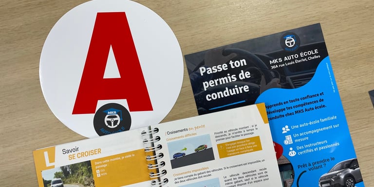 flyer passe ton permis carnet code de la route et pastille A jeune conducteur