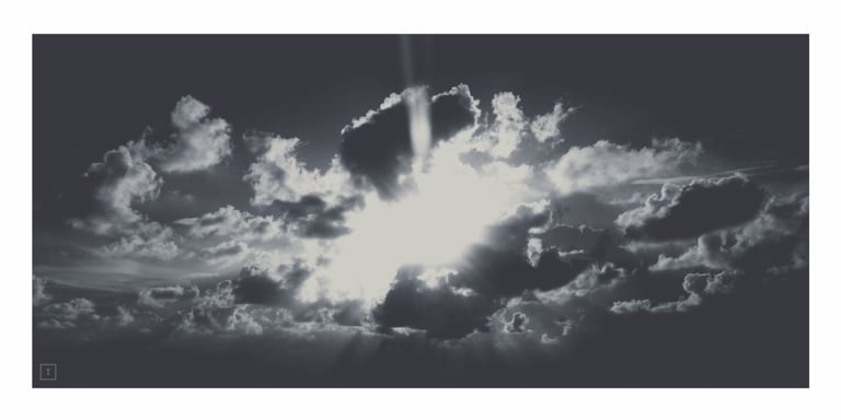 Offenbarungsmotiv: Himmel auf Klappkarte im DIN-Lang-Format