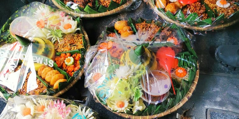 tumpeng makanan untuk natal