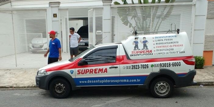 carro da suprema desentupidora