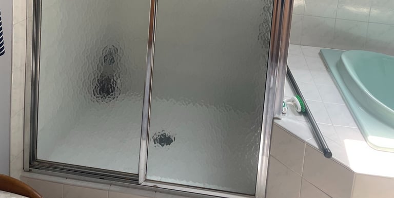 Best bathroom cleaning company in Borund Brook, NJ