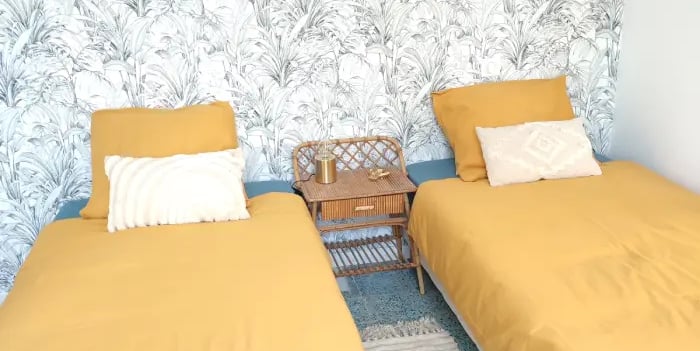 Chambre avec deux lit Maison de voyageurs