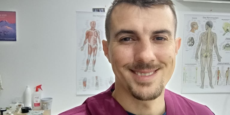 Кинезитерапевт Антон Златанчев  в масажно студио Goldmann Therapy 
