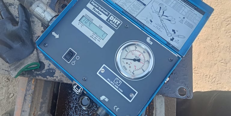 Ajuste fino de caudal, presión y cargas de nitrógeno (N₂) con equipo de prueba profesional.