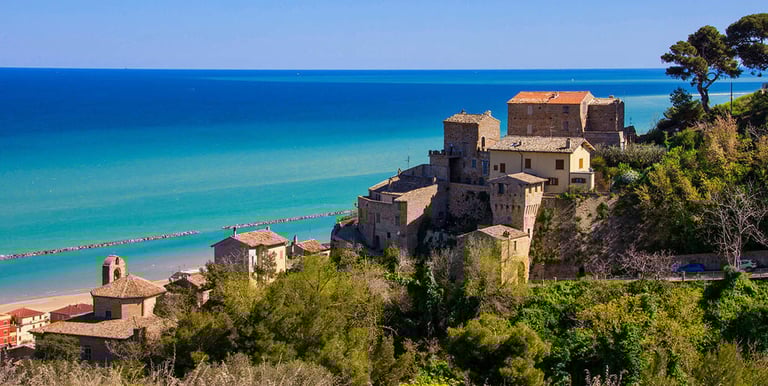 Grottammare borgo vista mare Adriatico Marche