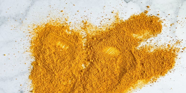 curcuma en background blanco