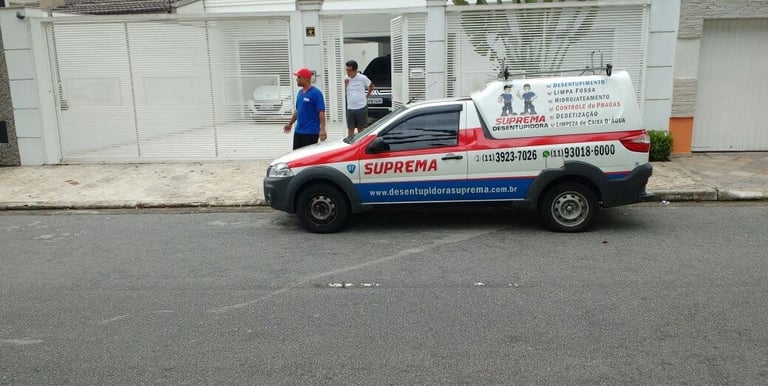 desentupidora suprema atendimento 24 horas