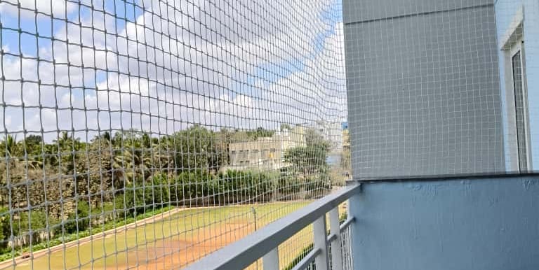 best safety nets in KR Puram