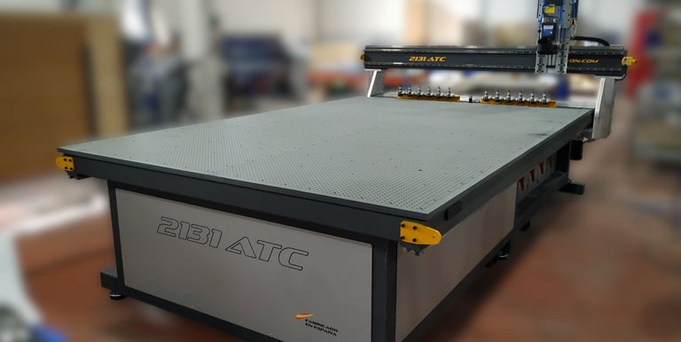 Máquina CNC 2131 ATC
