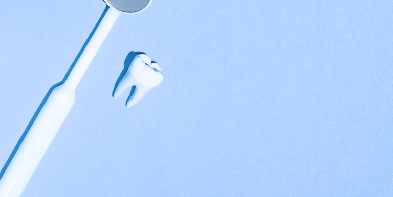 dental mirror and tooth