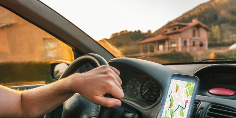 Gig driver using navigation app in weekly rental car in Tucson Arizona