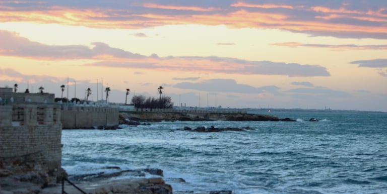 beach Side-lungomare-Giovinazzo