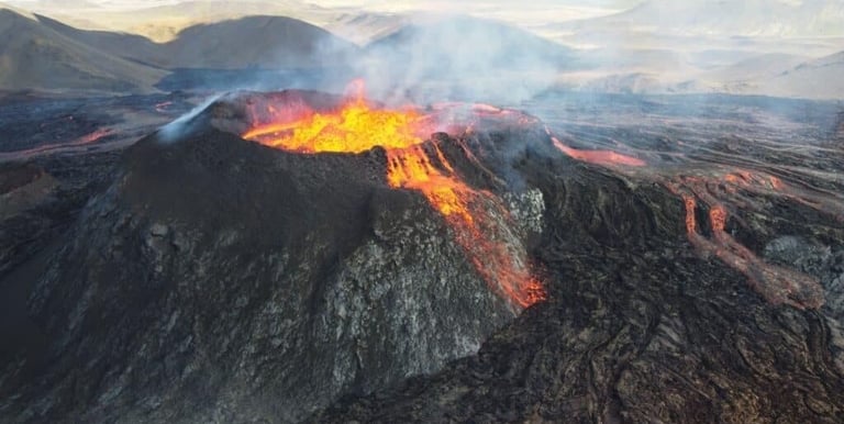 Volcano - Copyright Hawaii.com