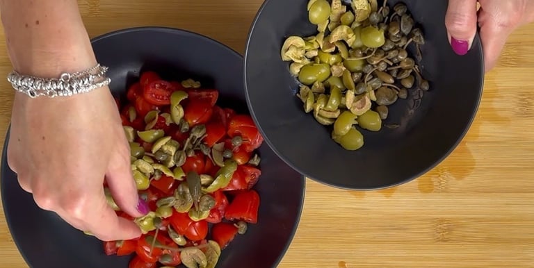 Prepare the toppig mix