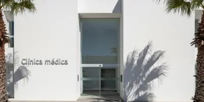Clínica o centro médico en Tenerife. Marketing digital freelance para negocios en Islas Canarias.