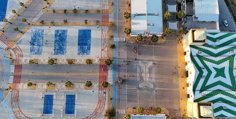 Vuelo sobre el reciento ferial de Estepona