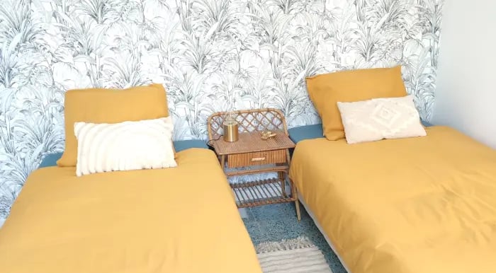 Chambre avec deux lit Maison de voyageurs