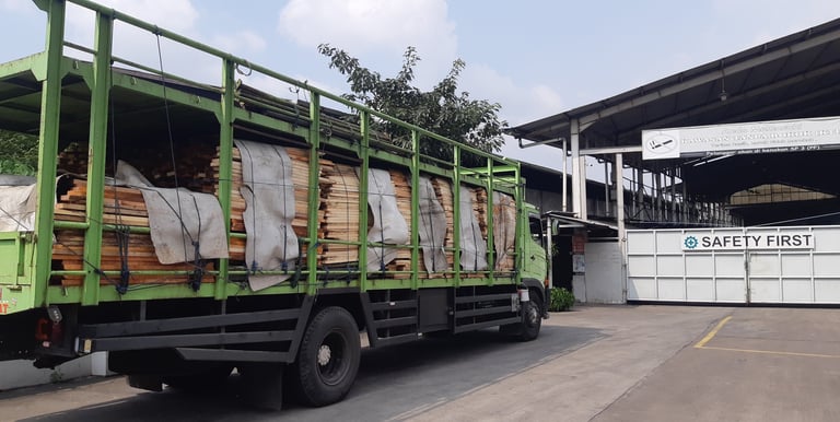 samudra biru mandiri, packing, palet plastik, palet kayu, box kayu, logistik