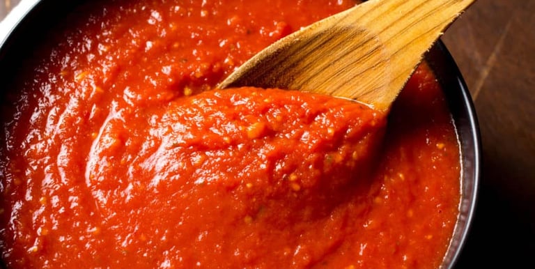 Molho de tomate artesanal resceita exclusiva.