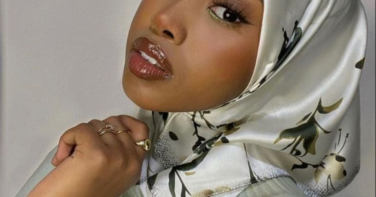 Shaash Magazine gabar qurux badan