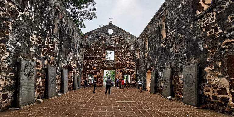 Kerk met Nederlandse graven Melacca