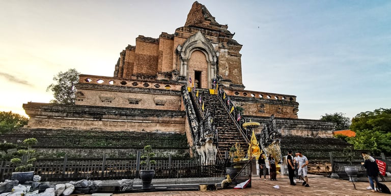 Wat Chedi Luang - Chiang Mai