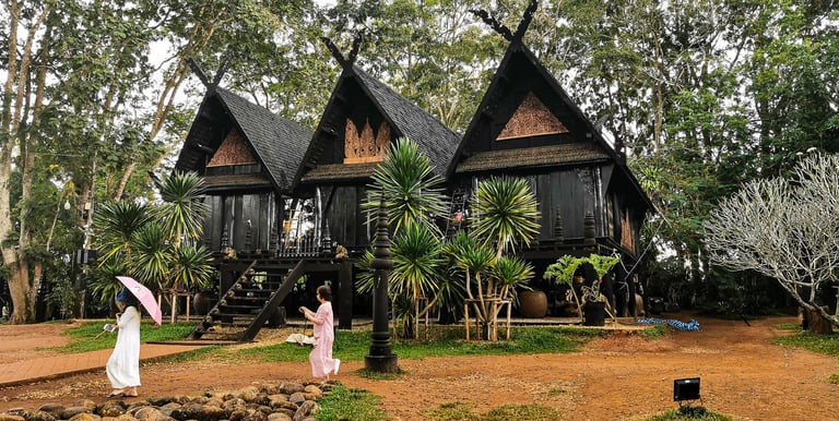 Baan Dam Museum - Black Temple - Chiang Rai