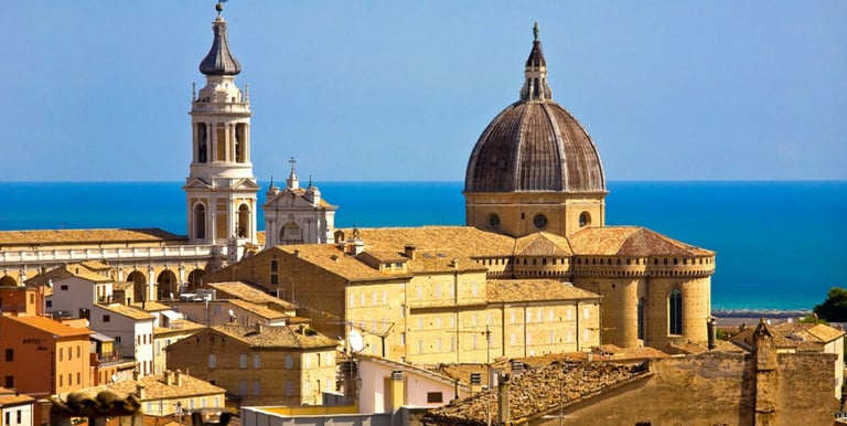 Loreto cupola Santa Casa pellegrinaggio Marche