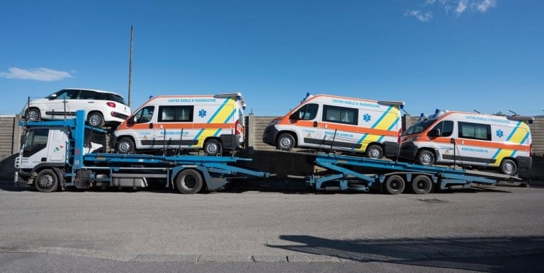 Б/у автомобиль скорой помощи Fiat Ducato с полным оборудованием для экстренной помощи