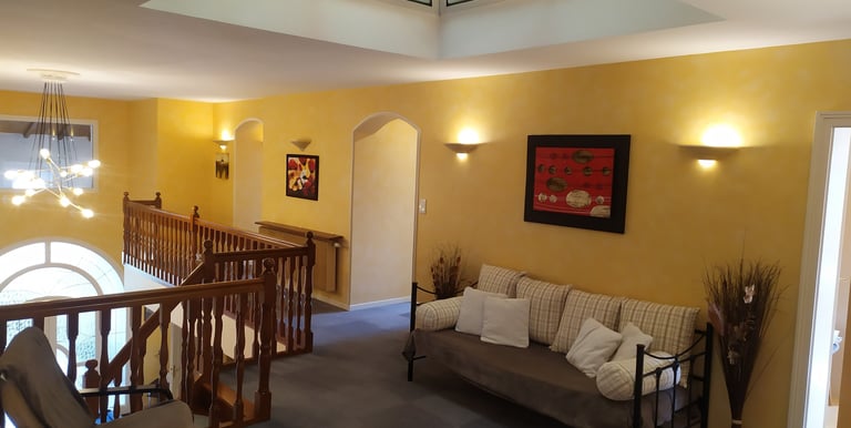 Mezzanine avec canapé et 2 fauteuils