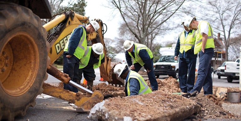 Caça vazamentos em prédios e empresas