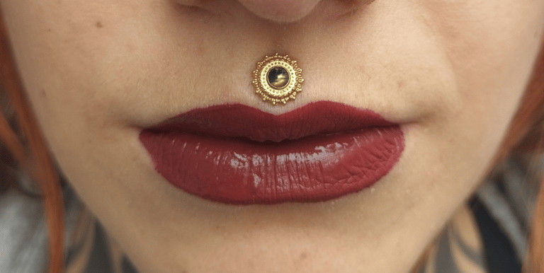 piercing bouche medusa pau