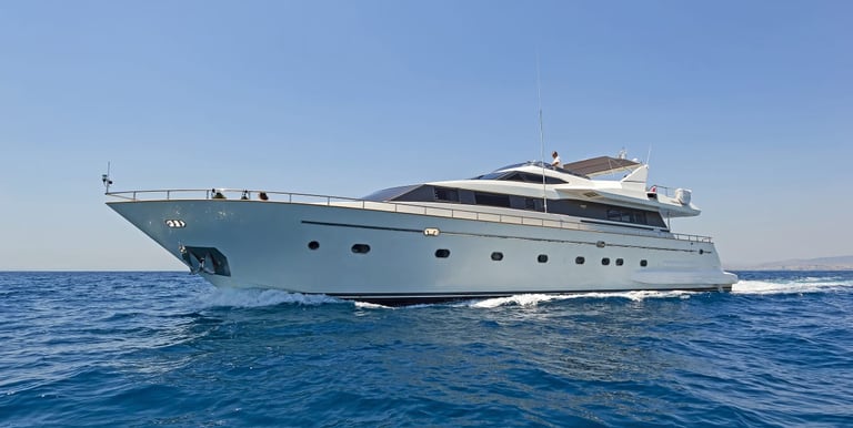 falcon yacht on delos island