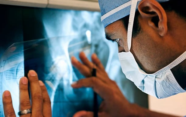 "Quem tem direito ao auxílio-acidente" "Valor do auxílio-acidente 2026" "Como pedir auxílio-aciden